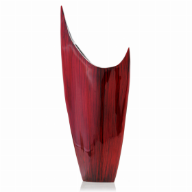 Acentuada Pointed Vase